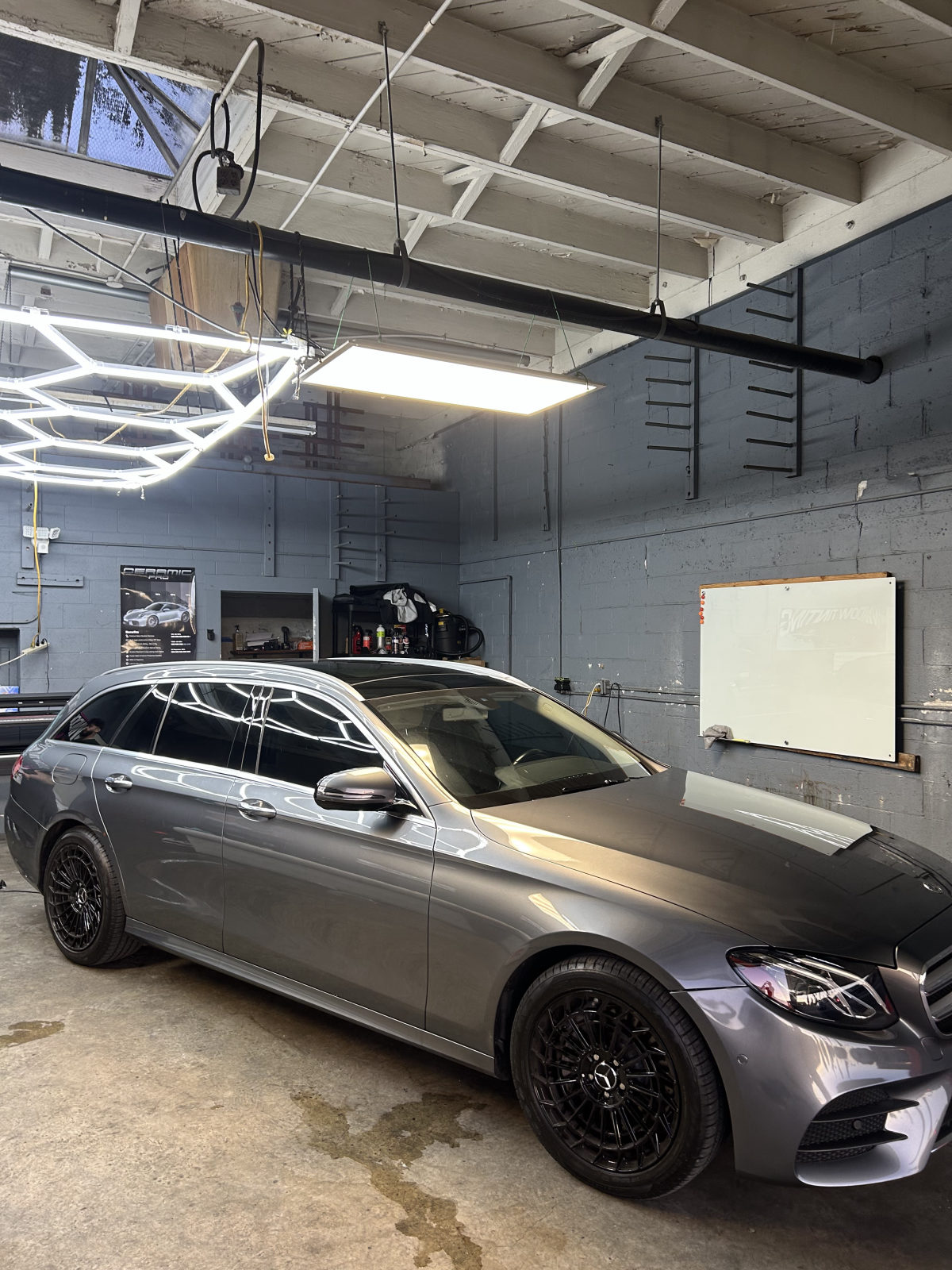 Mercedes E-Wagon